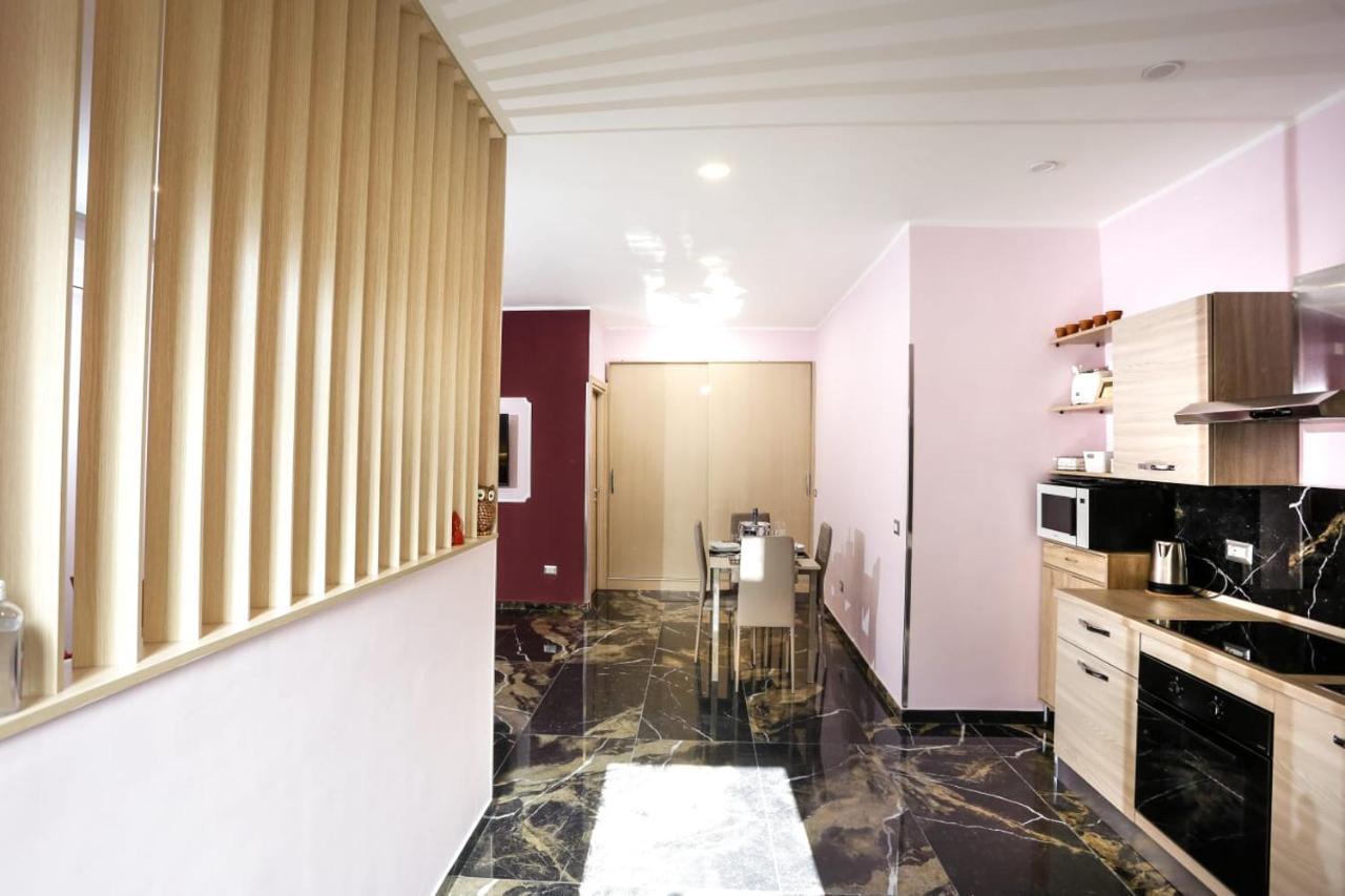 Palepolis Apartment Naples Exterior photo
