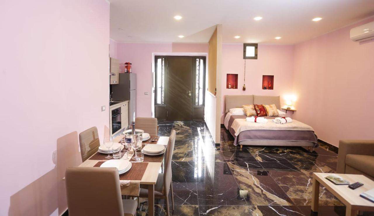 Palepolis Apartment Naples Exterior photo